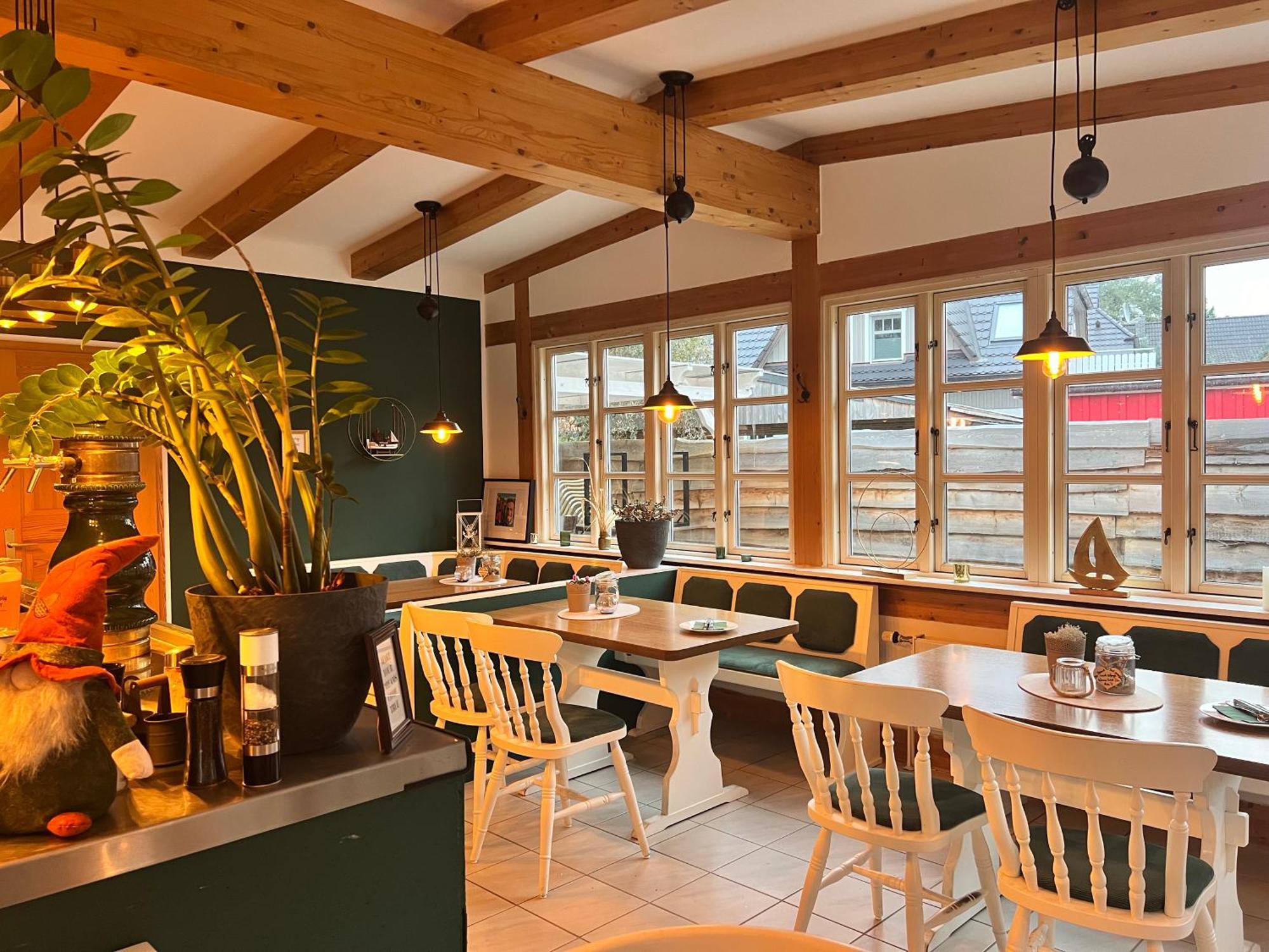 Villa Wiesenau By Restaurant Wiesenau Преров Екстериор снимка